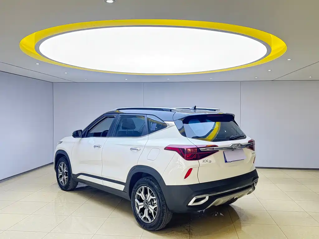 Kia KX3 2022 — фото 4