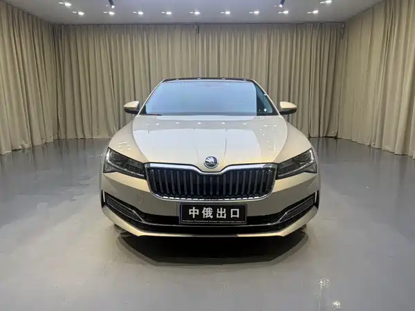 Skoda Superb 2023
