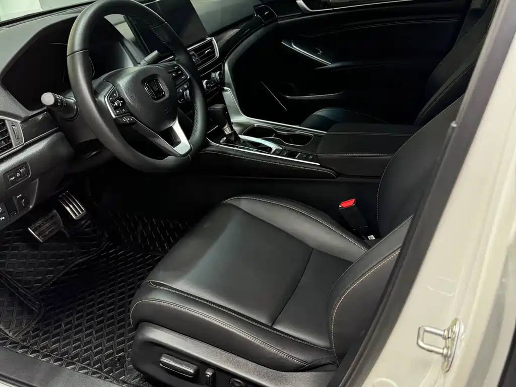 Honda Accord 2023 — фото 4
