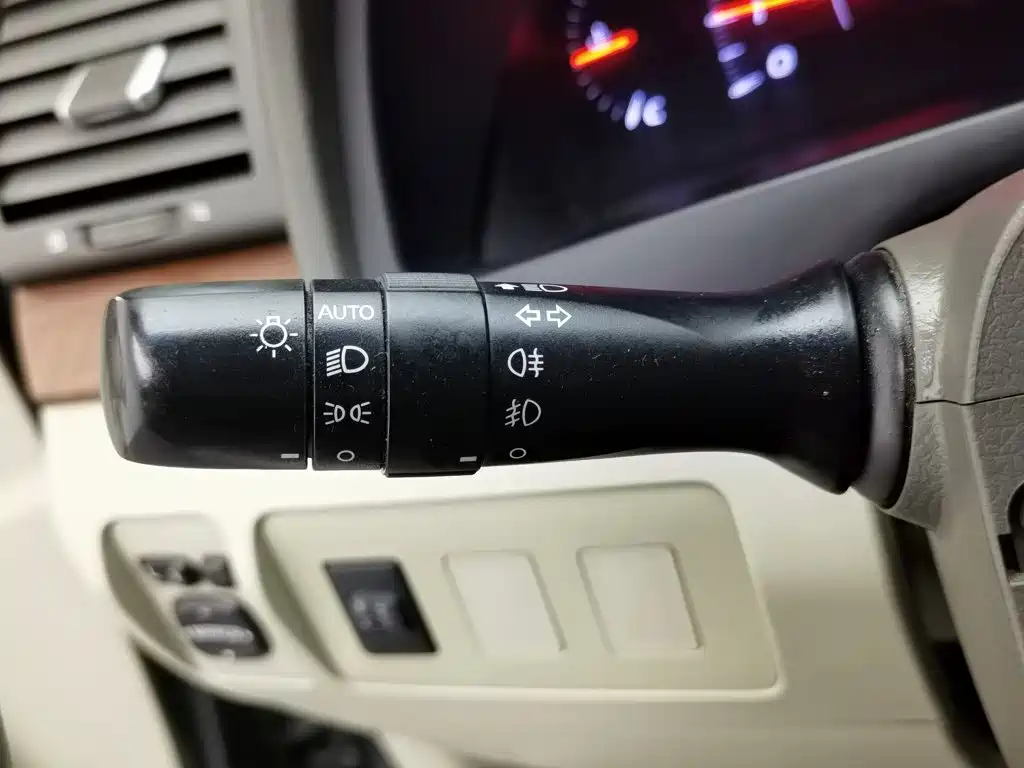 Toyota Camry 2016 — фото 21