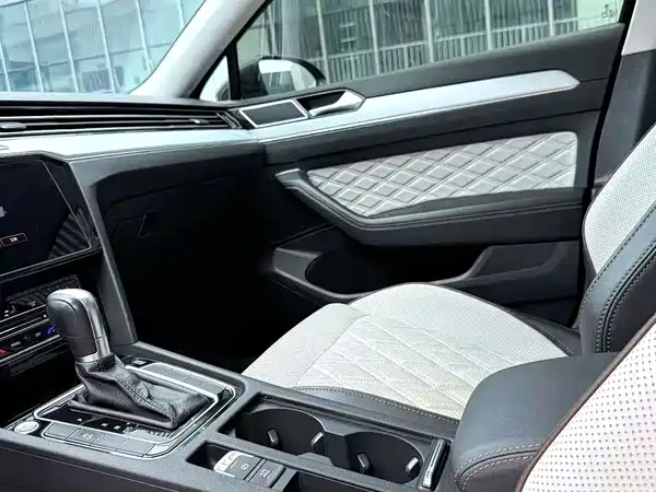 Volkswagen Magotan 2023