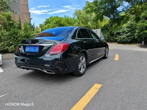 Mercedes-Benz C-Class 2020