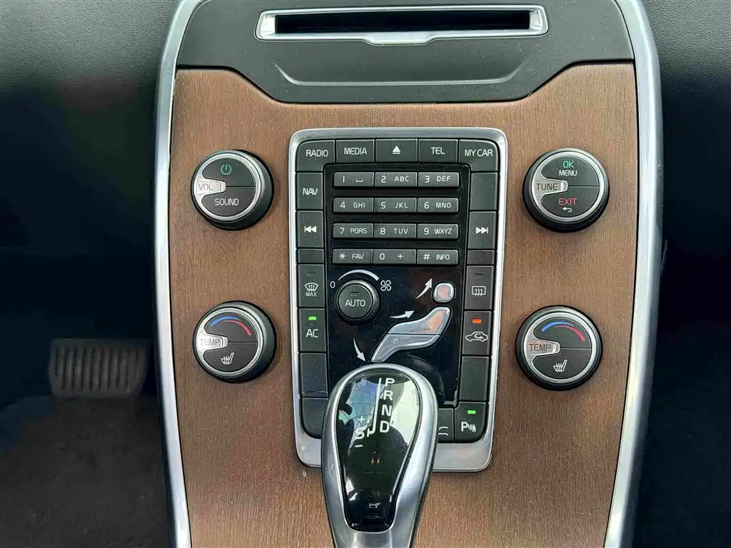 Volvo S80L 2015 — фото 11