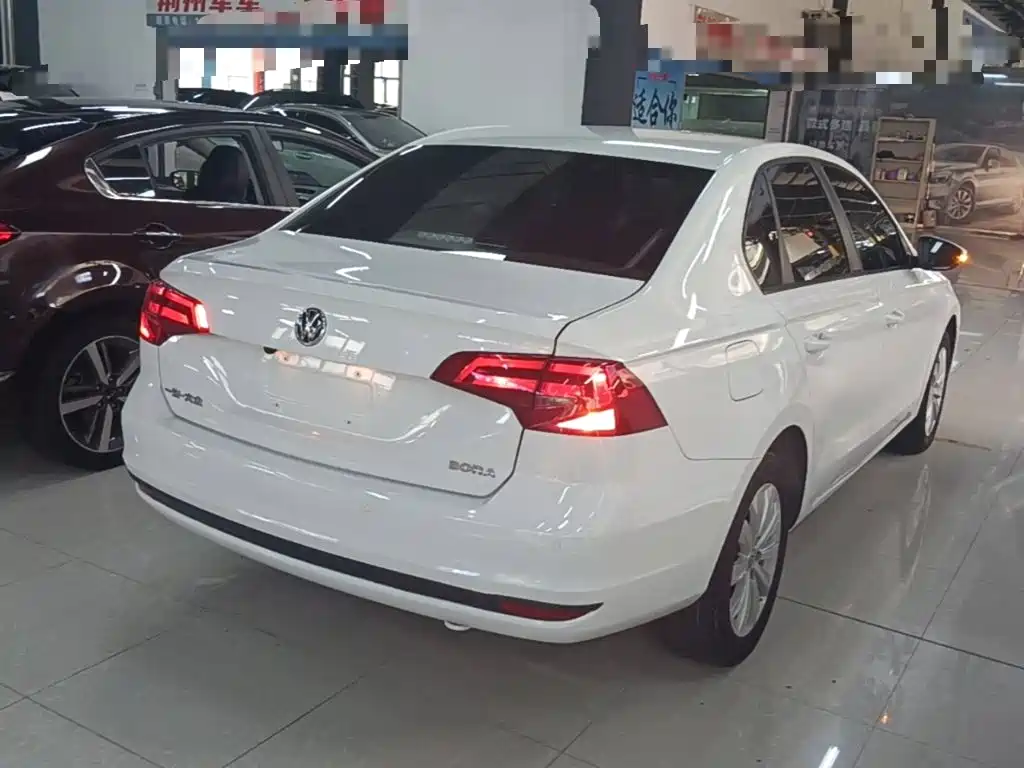 Volkswagen Bora 2021