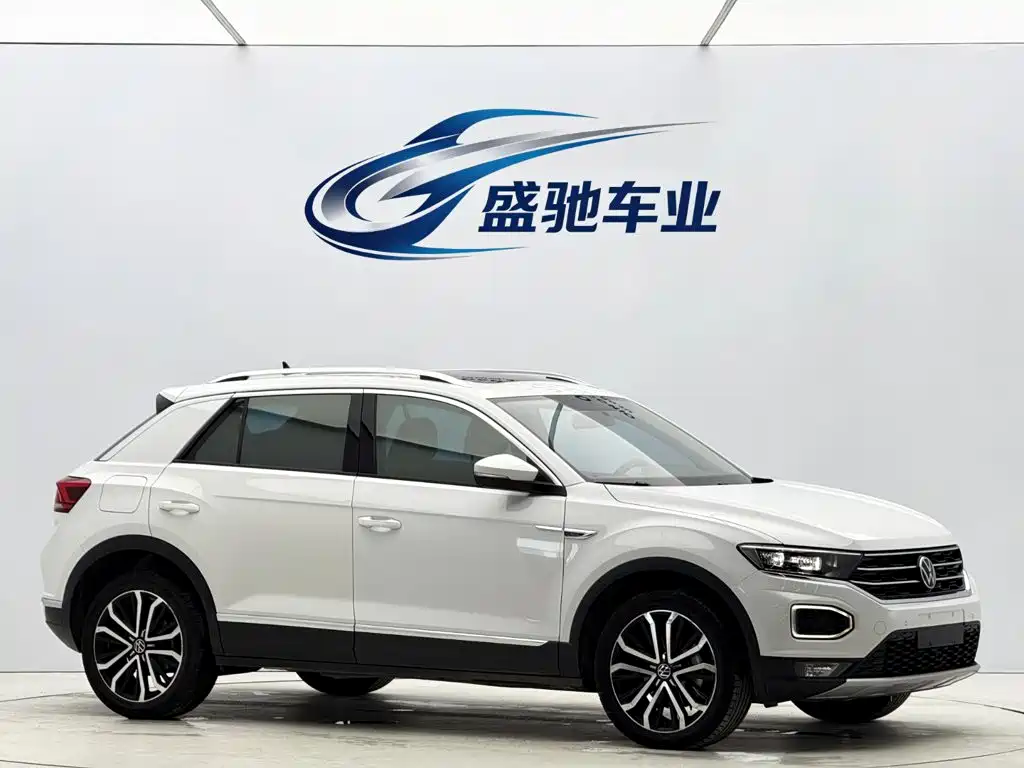 Volkswagen T-Roc 2023 — фото 3