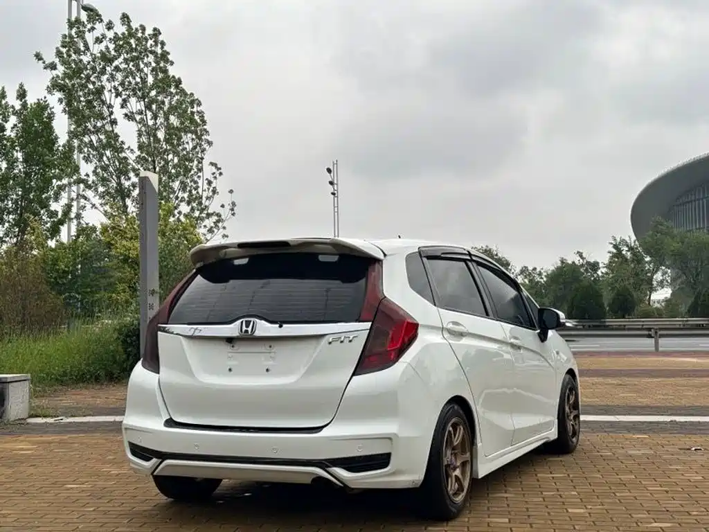 Honda Fit 2016