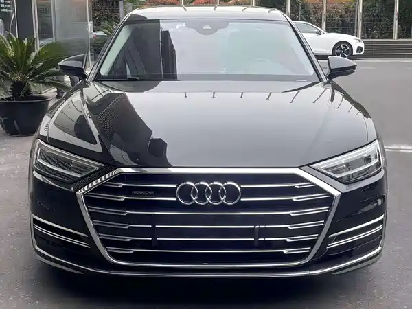 Audi A8 2021