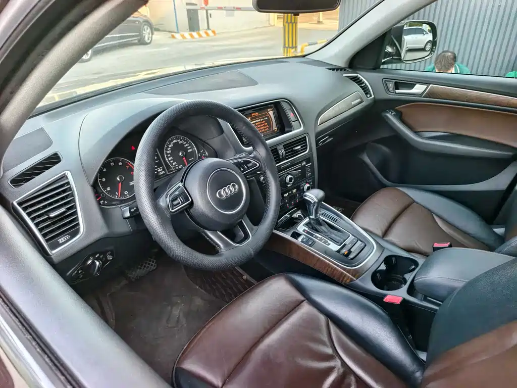 Audi Q5 2016 — фото 14