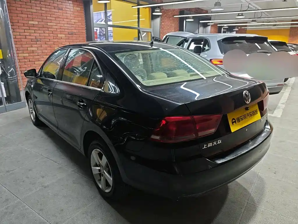 Volkswagen Santana 2013