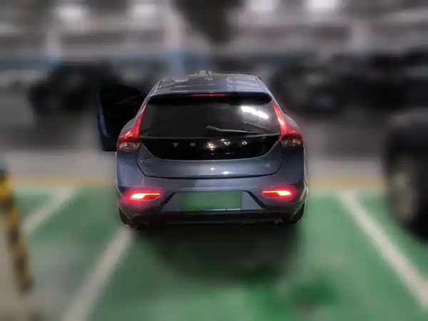 Volvo V40 2016