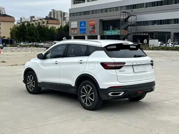 Geely Binyue 2021
