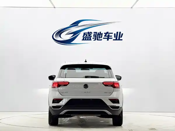 Volkswagen T-Roc 2023