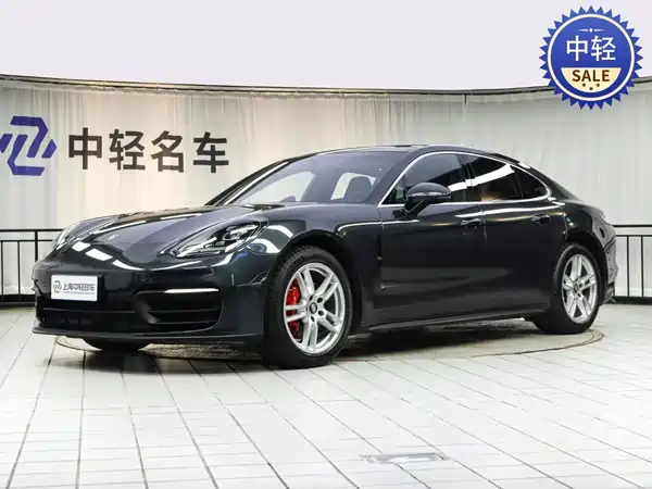 Porsche Panamera 2023