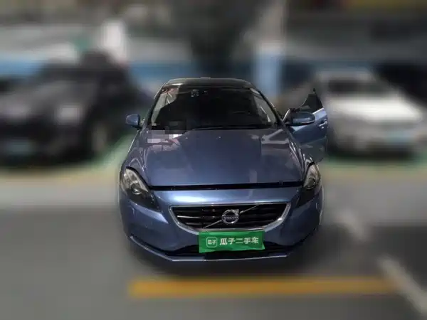 Volvo V40 2016