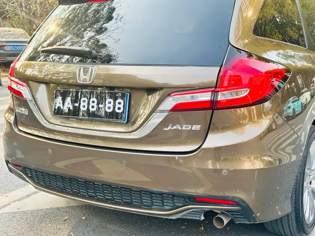 Honda Jade 2017 — фото 8