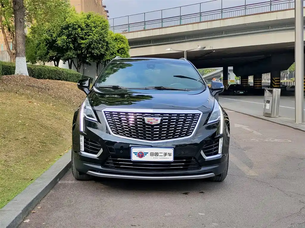Cadillac XT5 2022 — фото 2
