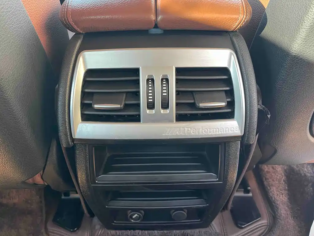 BMW X5 2018 — фото 14