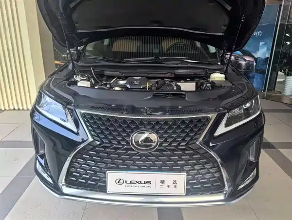 Lexus RX 2020