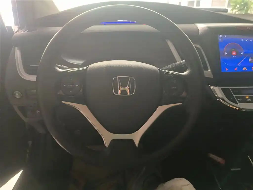 Honda Jade 2017 — фото 11