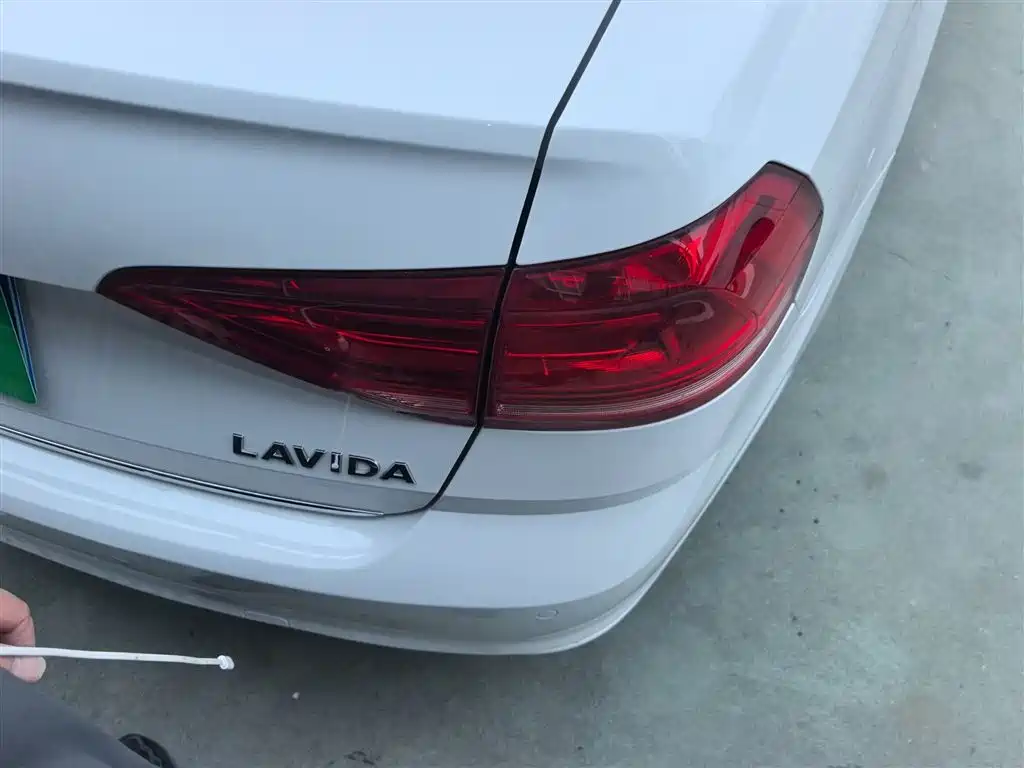 Volkswagen Lavida 2018 — фото 8
