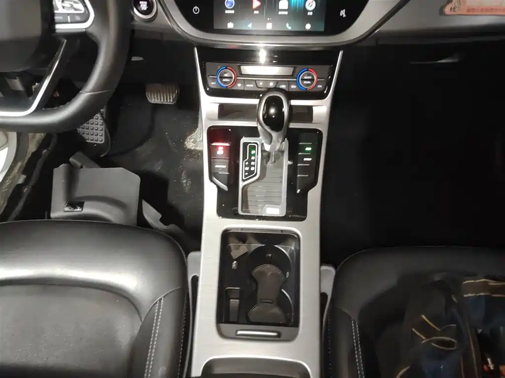 Geely Emgrand GS 2020 — фото 14