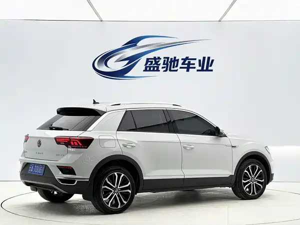 Volkswagen T-Roc 2023