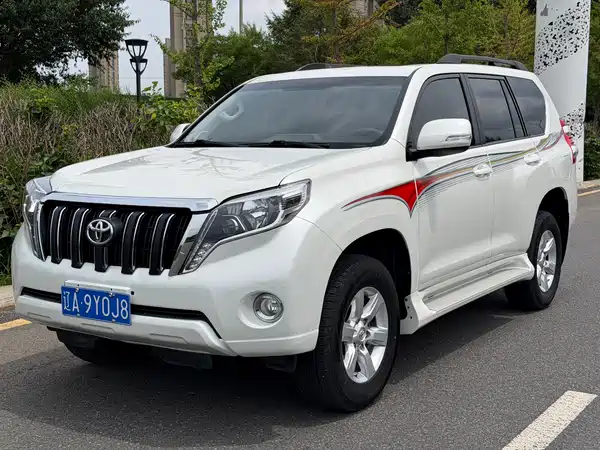 Toyota Prado 2016