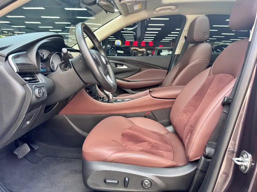 Buick Envision Plus 2017 — фото 13