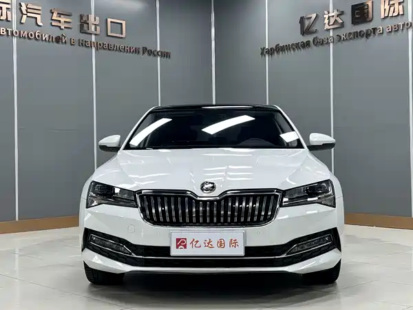 Skoda Superb 2023