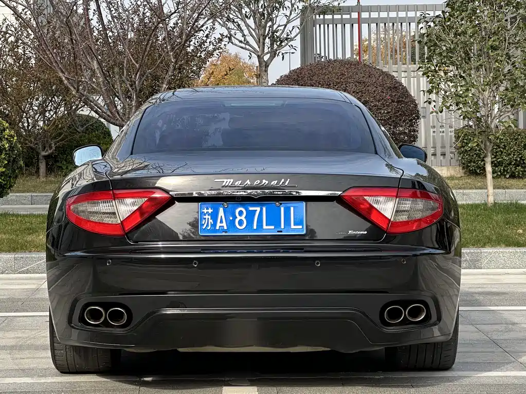 Maserati GranTurismo 2016 — фото 5