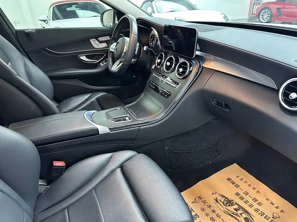 Mercedes-Benz C-Class 2019 — фото 15