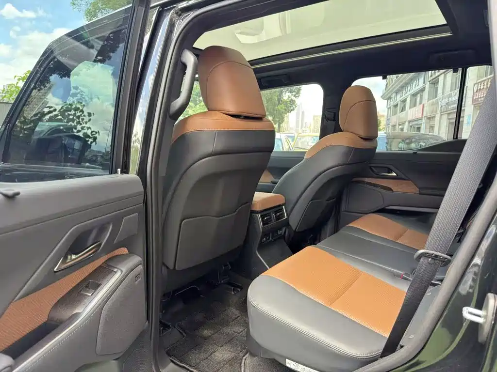 Lexus GX 2026 — фото 10