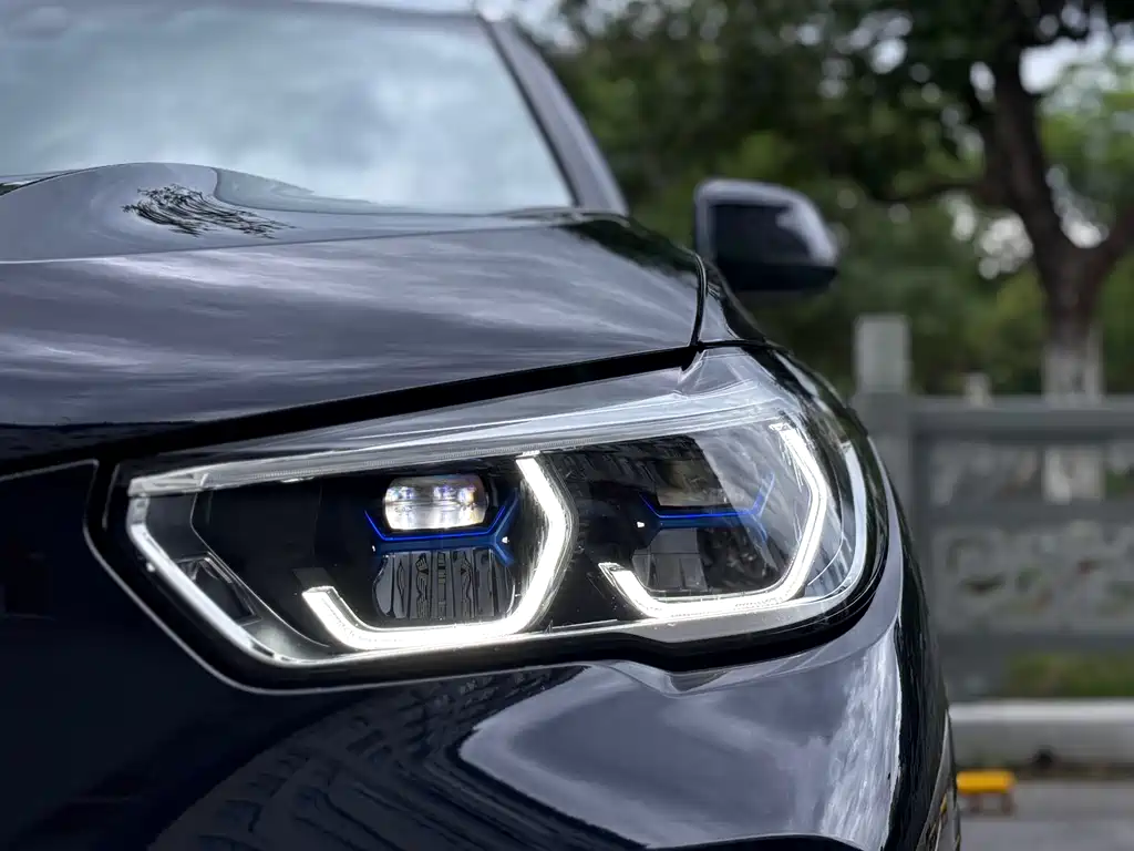BMW X5 2023