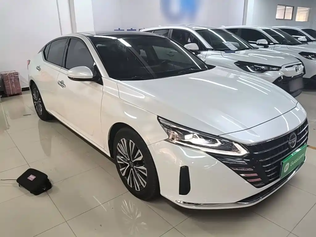 Nissan Teana 2023