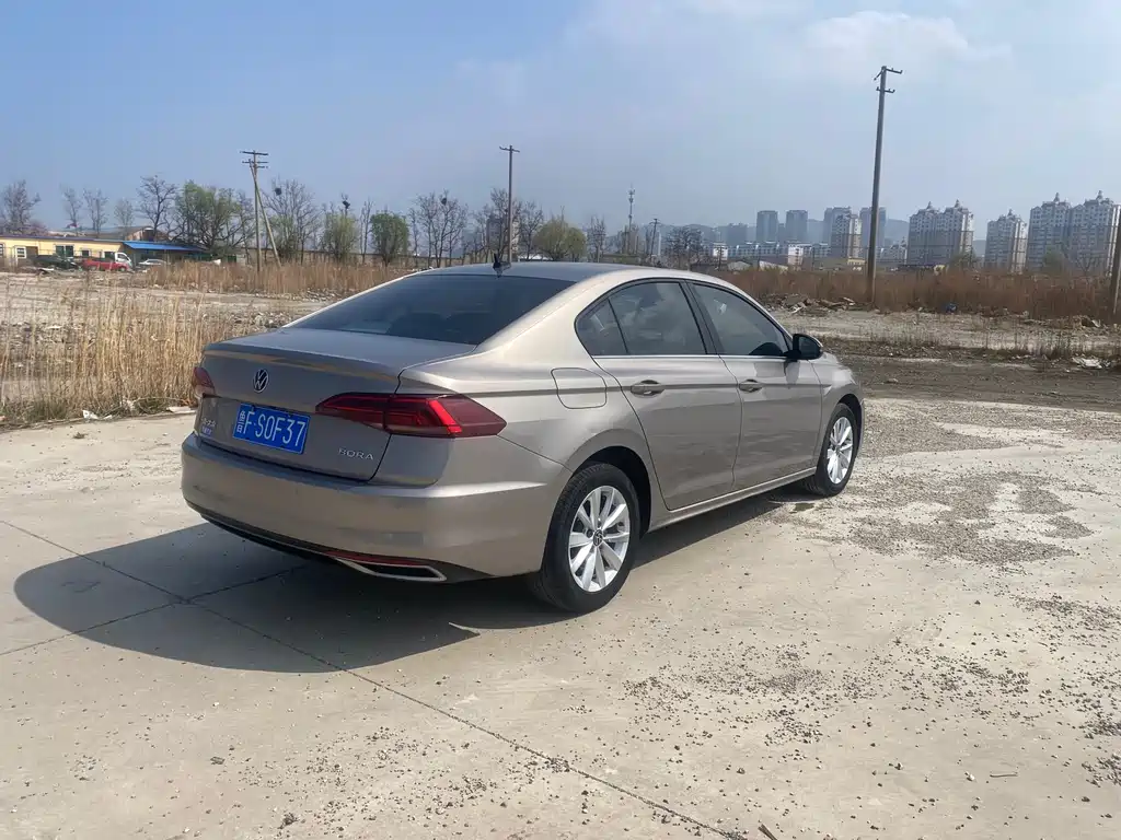 Volkswagen Bora 2021