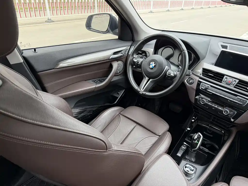 BMW X1 2019 — фото 15