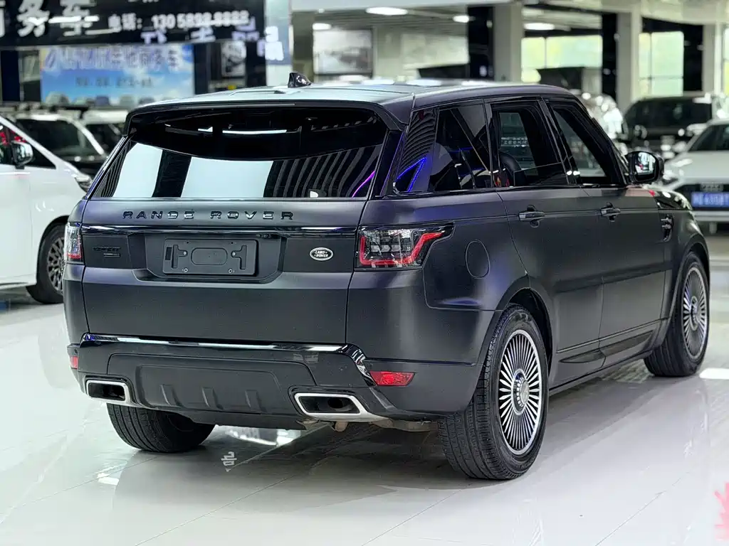 Land Rover Range Rover Sport New Energy 2018 — фото 11