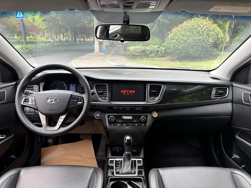 Hyundai Mistra 2016 — фото 11