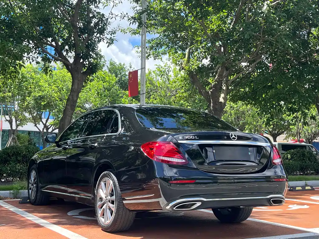 Mercedes-Benz E-Class 2018
