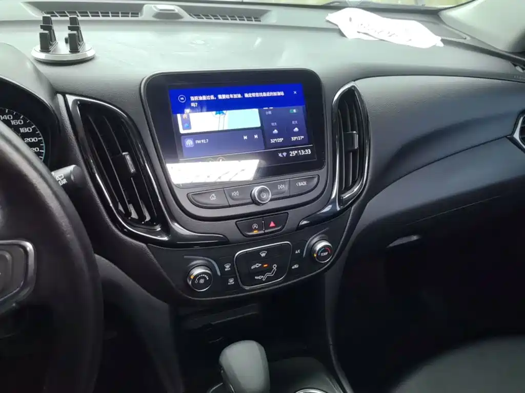 Chevrolet Equinox 2021 — фото 13