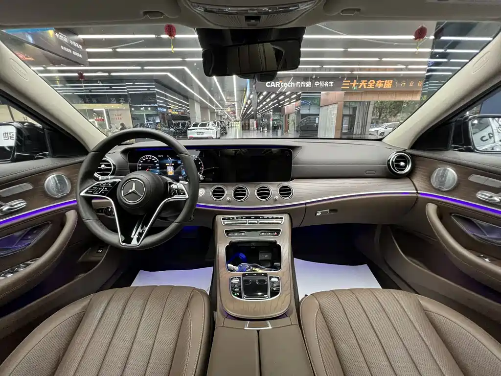Mercedes-Benz E-Class 2021 — фото 10