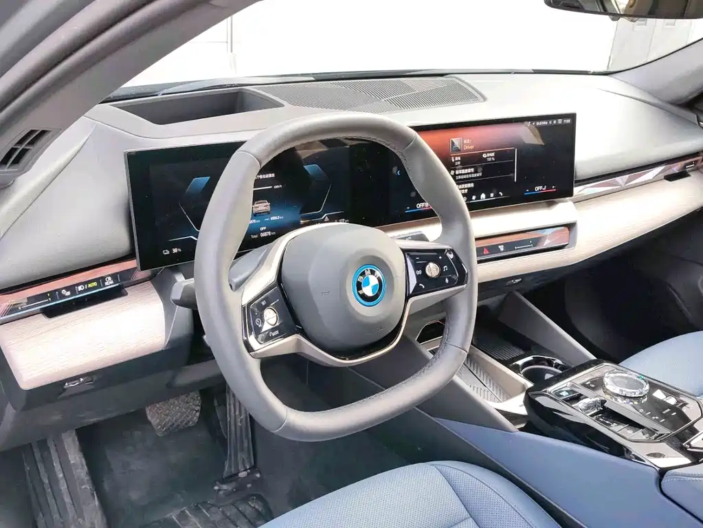 BMW i5 2025 — фото 5