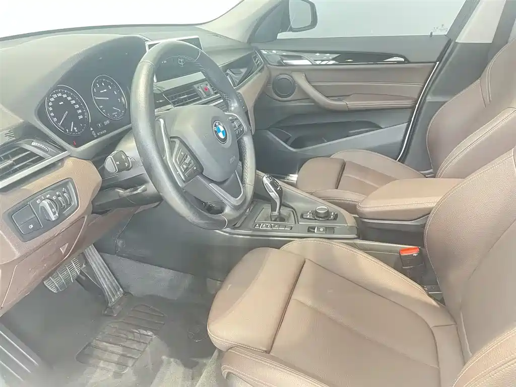 BMW X1 2020 — фото 10