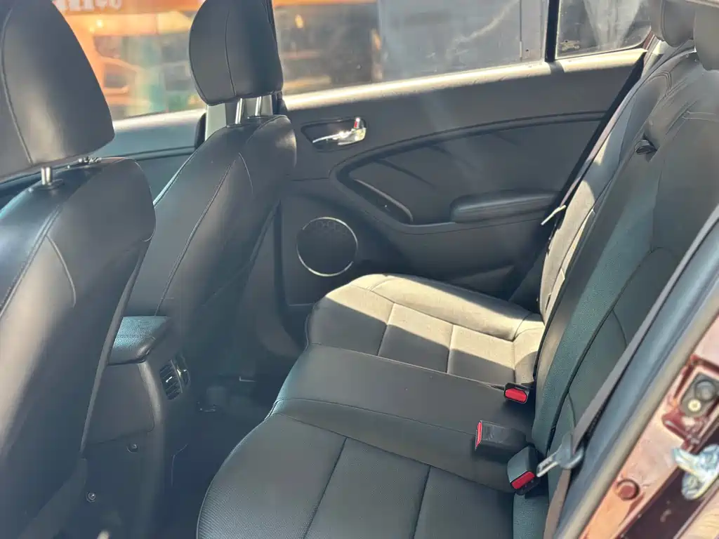 Kia K3 2013