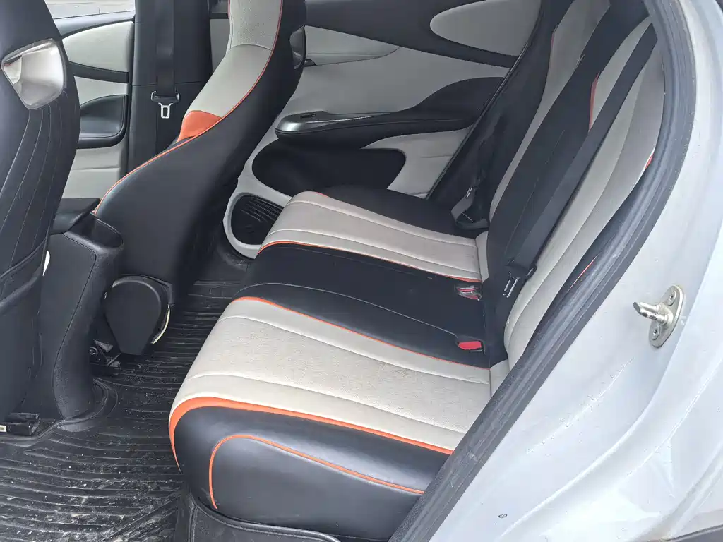 BYD Dolphin 2022