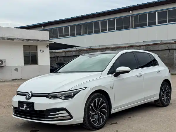 Volkswagen Golf 2022