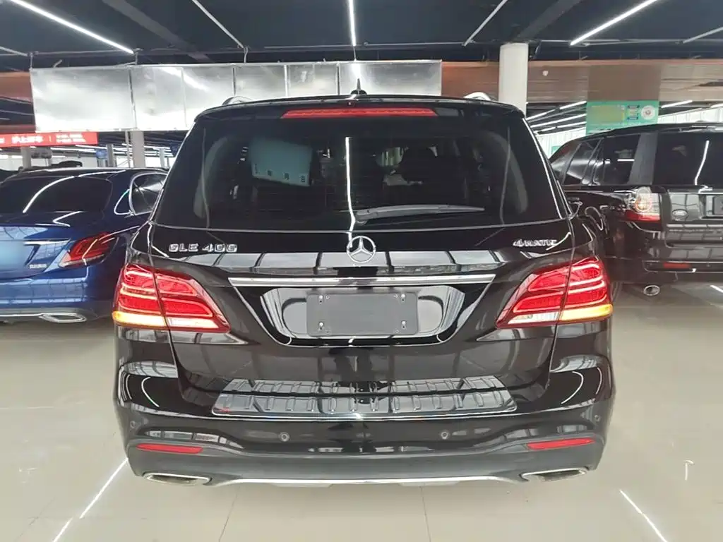 Mercedes-Benz GLE 2016