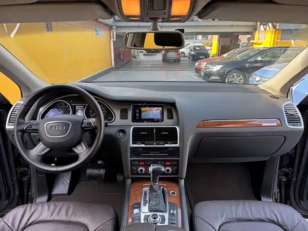 Audi Q7 2014
