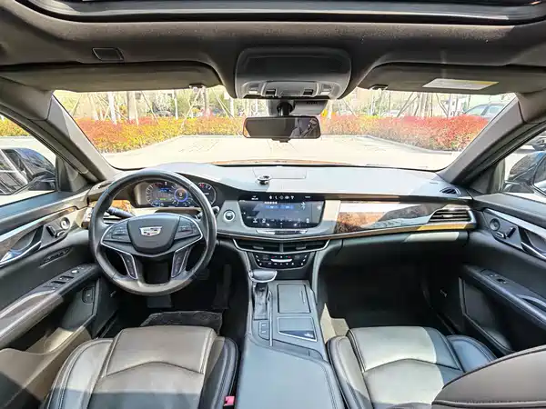 Cadillac CT6 2018