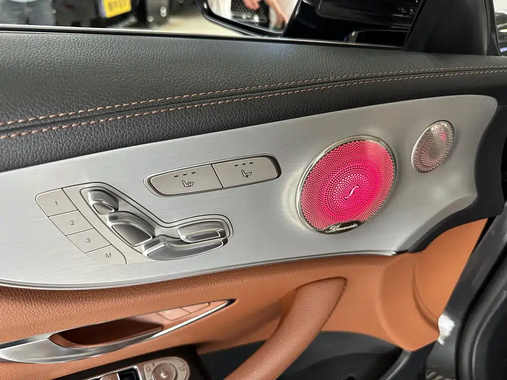 Mercedes-Benz E-Class 2023 — фото 4